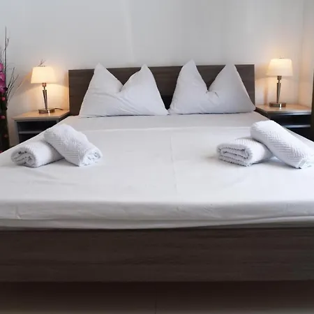 Aurora 3*