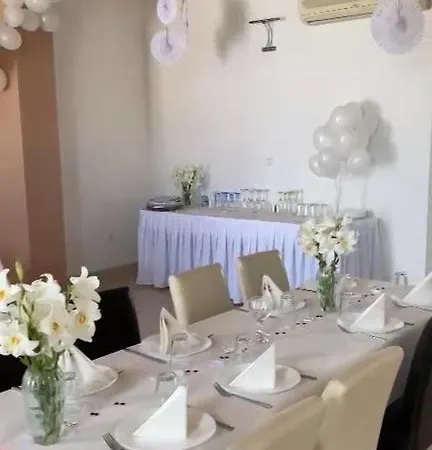 Aurora 3*